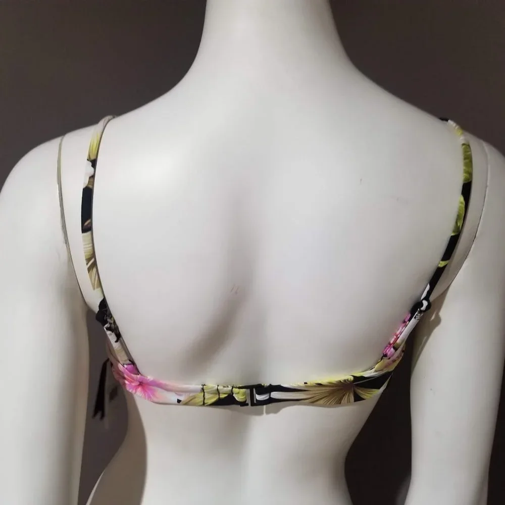 Volcom Shore She Can Scoop-Neck Bikini Top Size Small